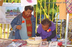 Manfakwak studiefonds West Papua bij de Pasar Istimewa 5