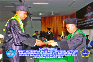 Vence Kaiba  afgestudeerd aan de faculteit Science Technology in Jayapura West Papua